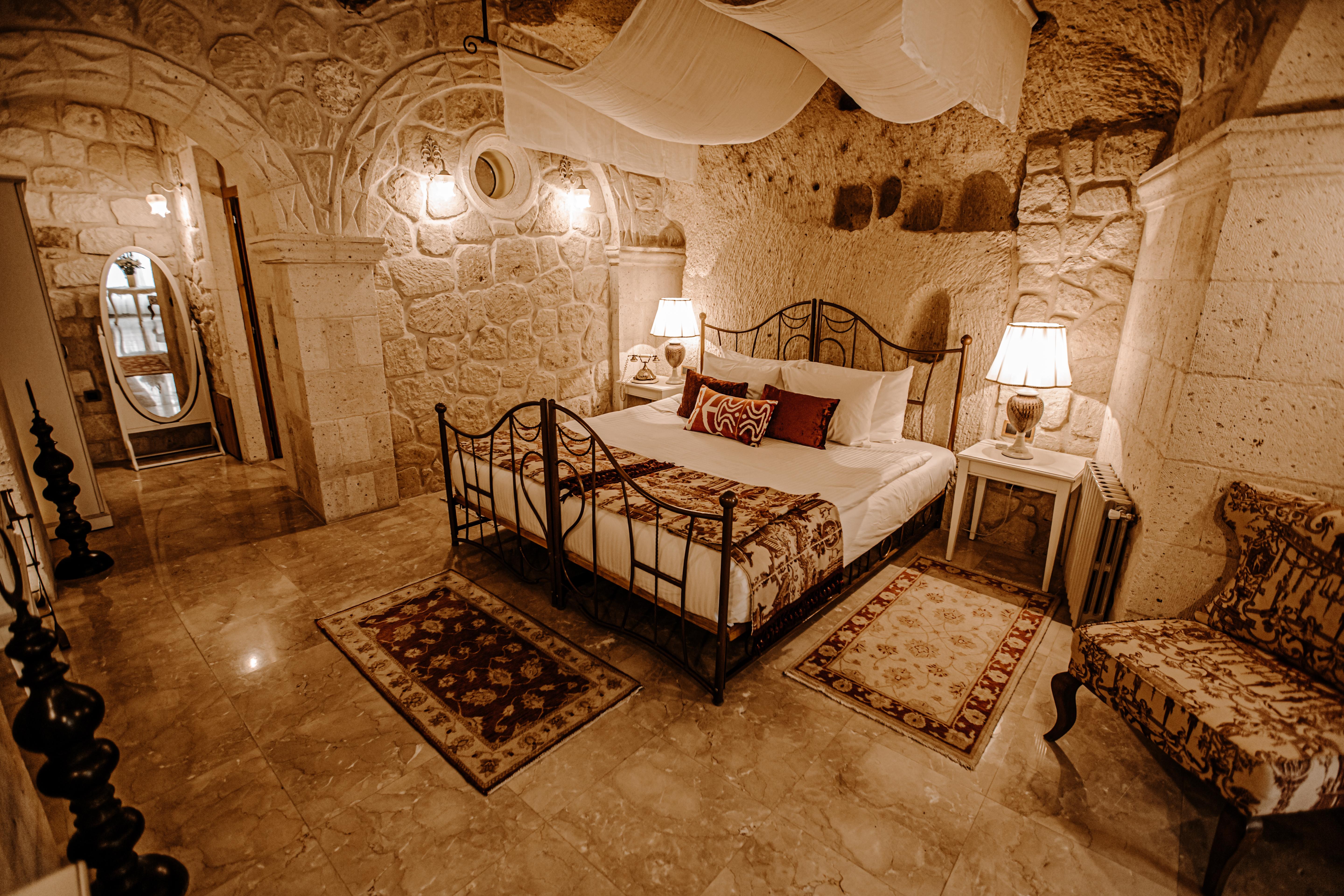 Tafoni Houses Cave Hotel Ортахисар Экстерьер фото